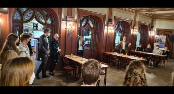 20211122_175347_b_c_01